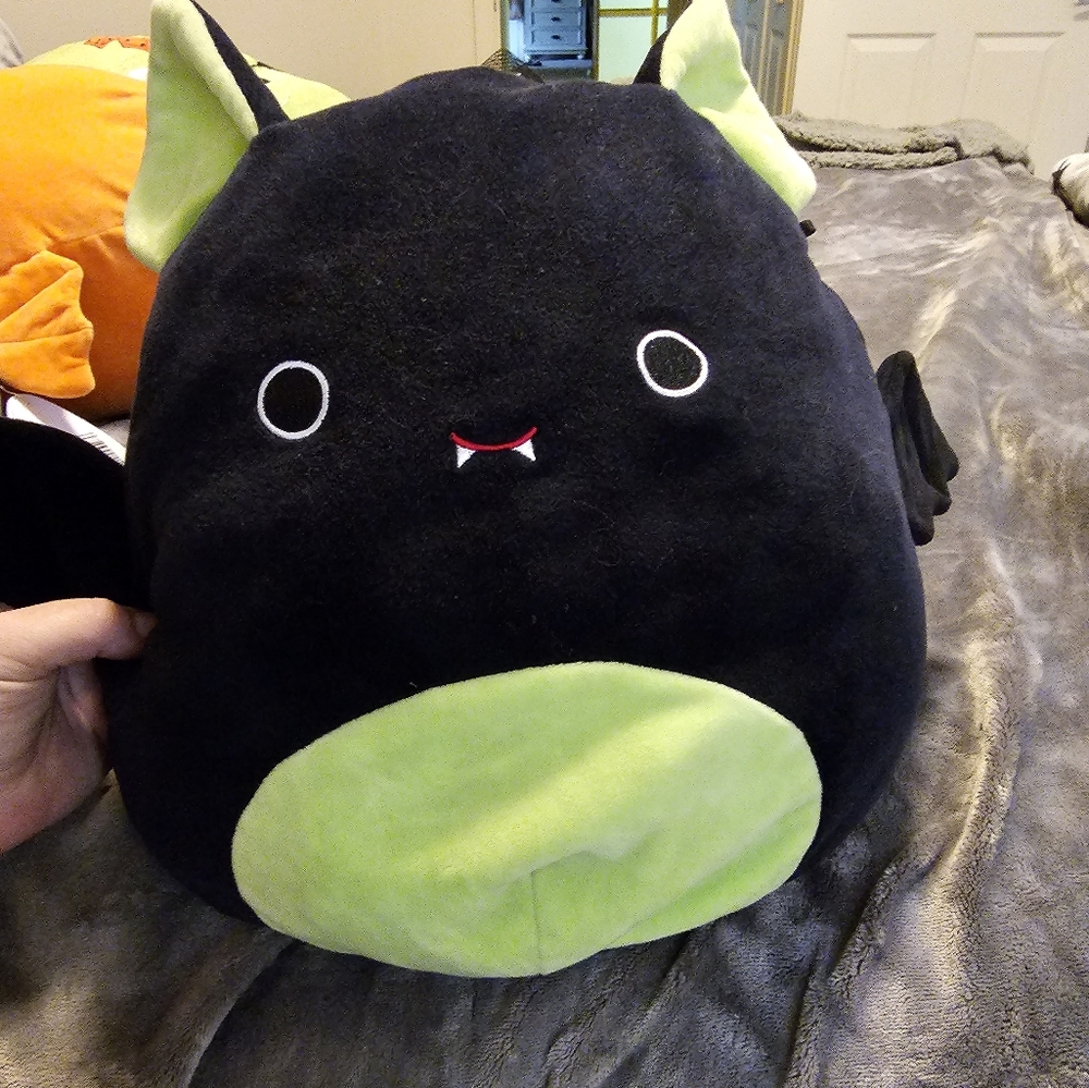 Squishmallows bart the bat